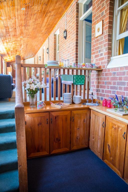 Boorowa Hotel Экстерьер фото